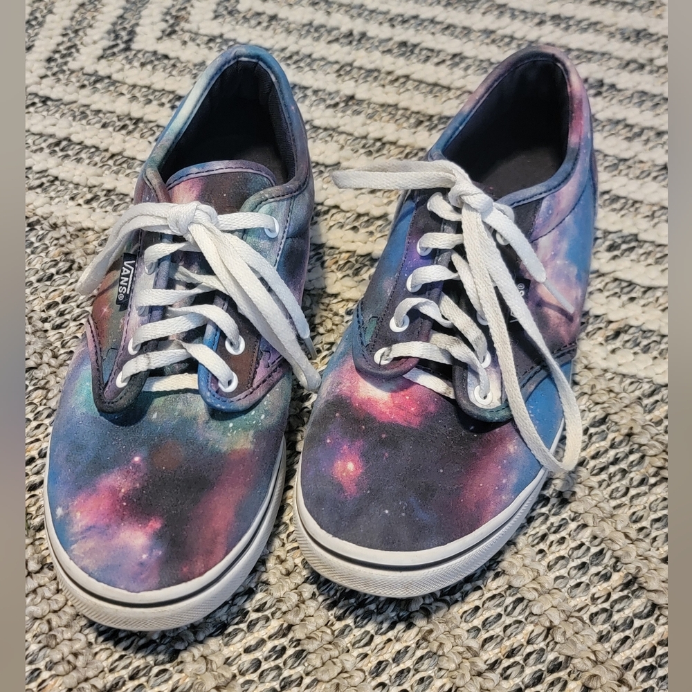 Vans off the wall Galaxy Space Lo Profile 7.5